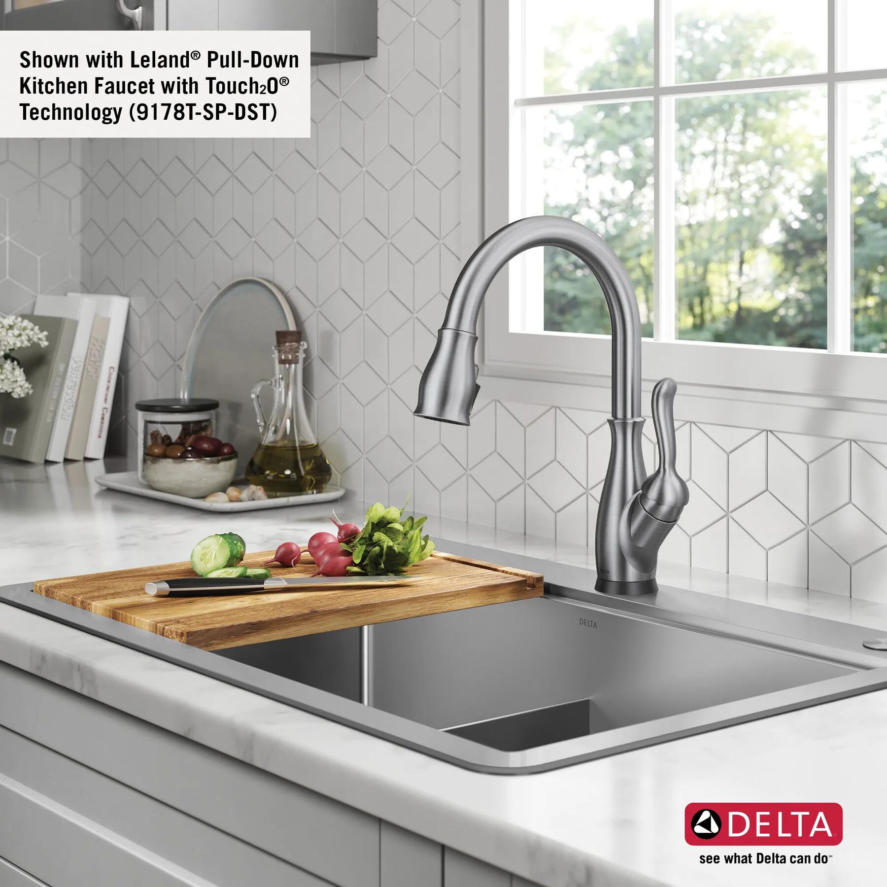 33&rdquo; Workstation&nbsp;Drop-In Top Mount&nbsp;Double&nbsp;Bowl&nbsp;16 Gauge Stainless Steel&nbsp;Kitchen Sink&nbsp;with&nbsp;WorkFlow&trade; Ledge and Accessories